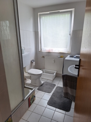 Bild 3 - 3 Zimmer Küche Bad Dachgeschosswohnung in Rastede (ohne Balkon)