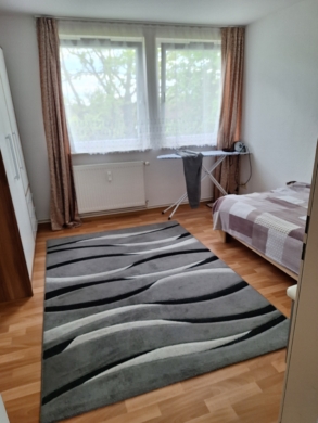 Bild 4 - 3 Zimmer Küche Bad Dachgeschosswohnung in Rastede (ohne Balkon)