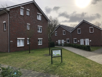 Wiefelstede-Heidkamp – 3 Zimmer Küche Bad Wohnung, 26215 Wiefelstede, Dachgeschosswohnung