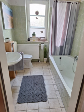 Bild 5 - **ANFRAGESTOPP ** 2 Zimmer Küche Bad Obergeschosswohnung in Rastede – Ü50