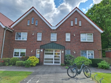 **ANFRAGESTOPP ** 2 Zimmer Küche Bad Obergeschosswohnung in Rastede – Ü50, 26180 Rastede, Etagenwohnung