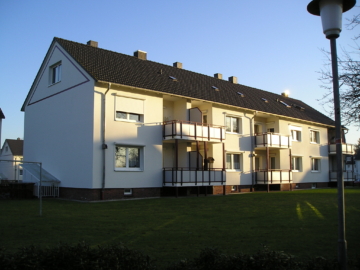 Bad Zwischenahn-Rostrup, 3 Zimmer Küche Bad Wohnung, 26160 Bad Zwischenahn, Etagenwohnung