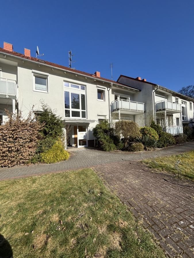 Bild 1 - 3 Zimmer, Küche, Bad Wohnung mit Balkon in der Nähe des Zwischenahner Meeres in Rostrup